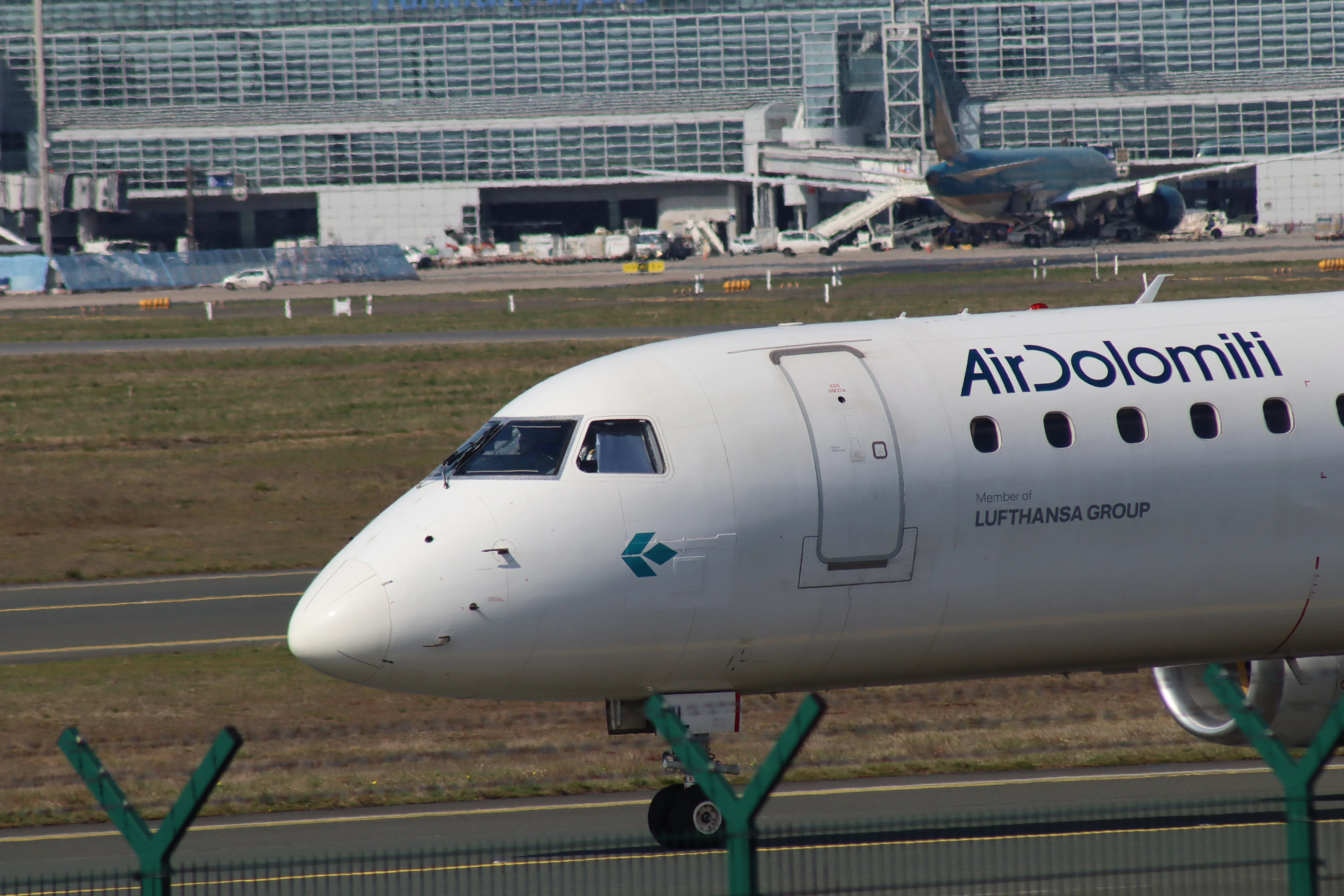 Airdolomiti Embraer E190