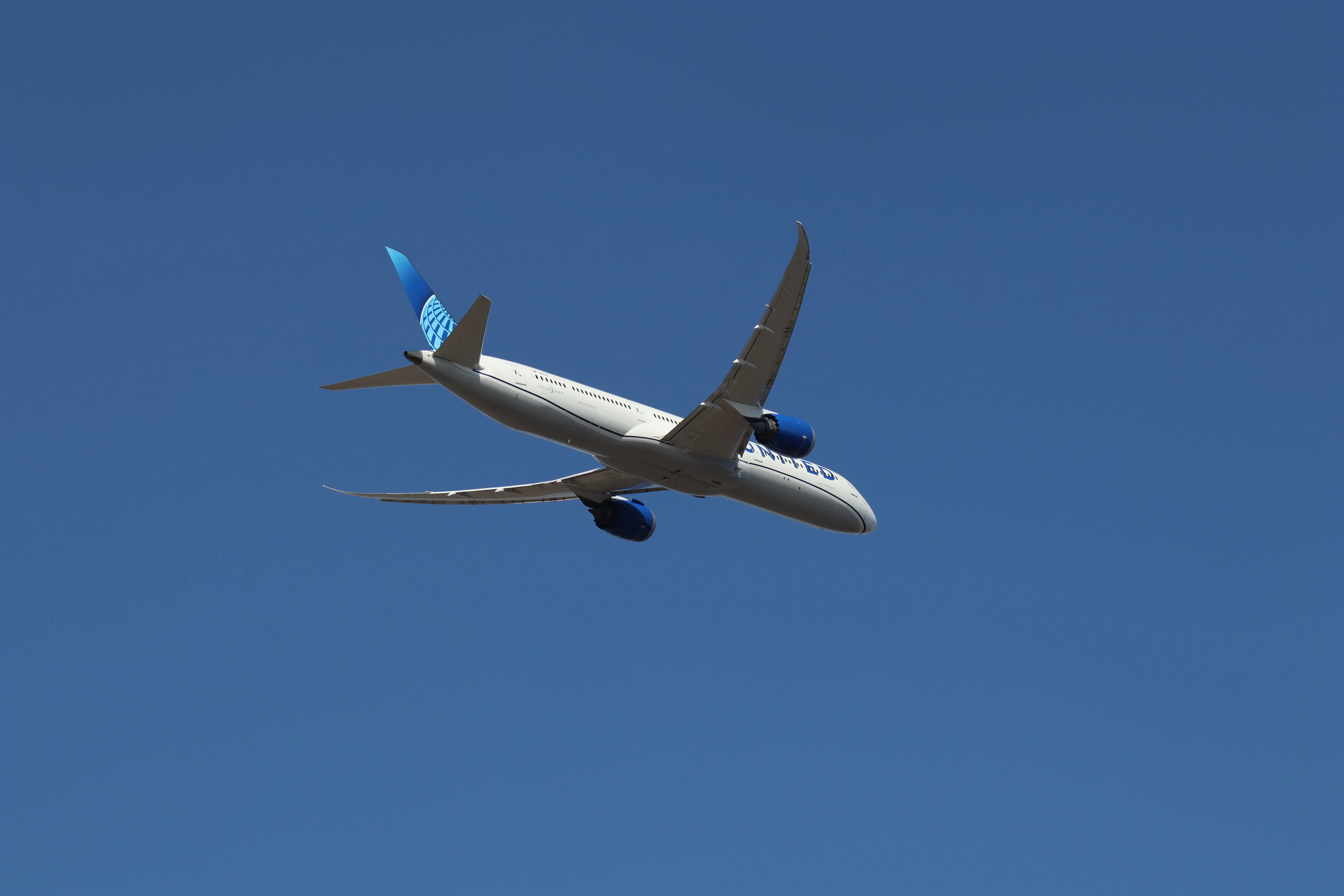 United Airlines Boeing 787
