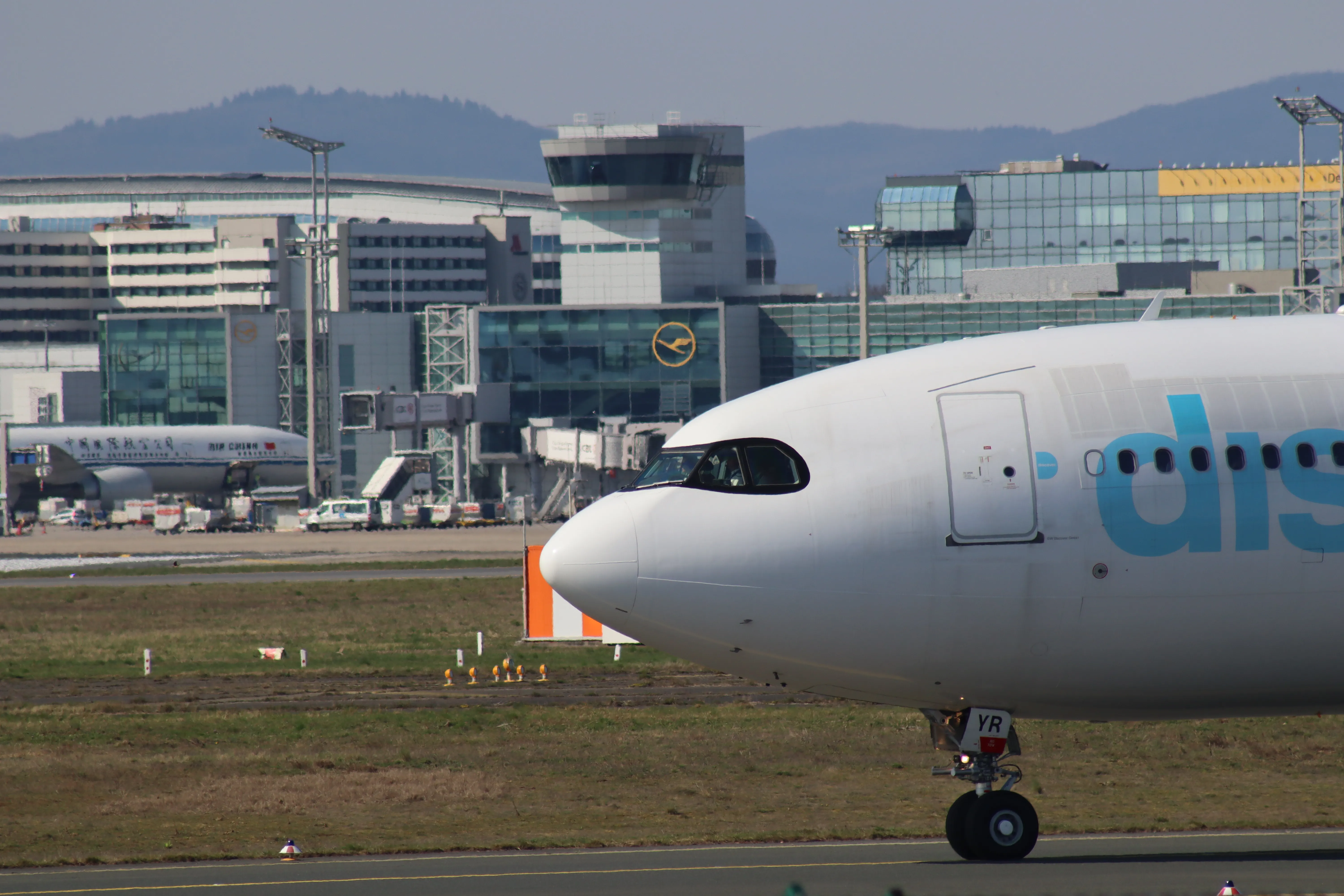 Discover Airlines Airbus A330