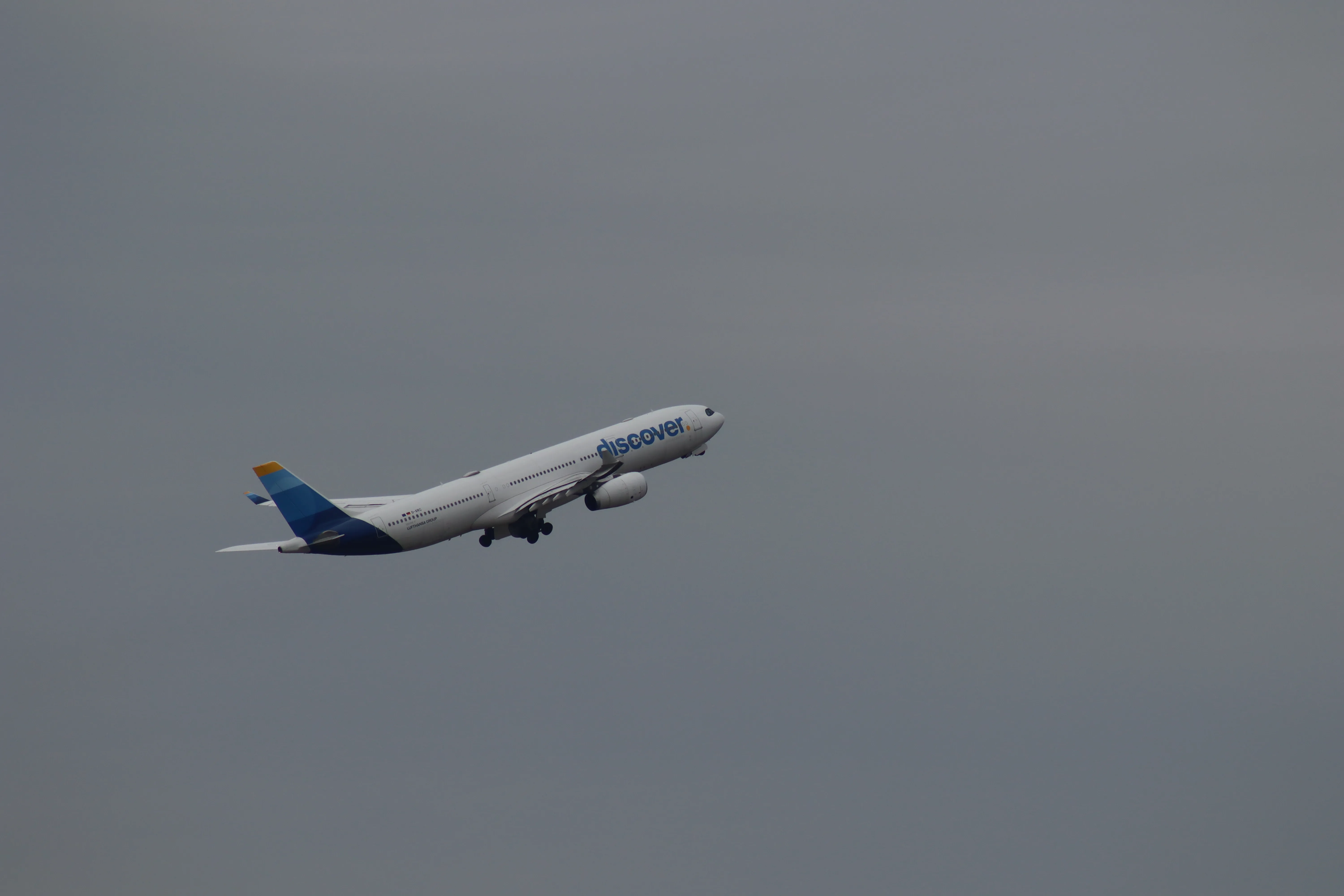 Discover Airlines Airbus A330