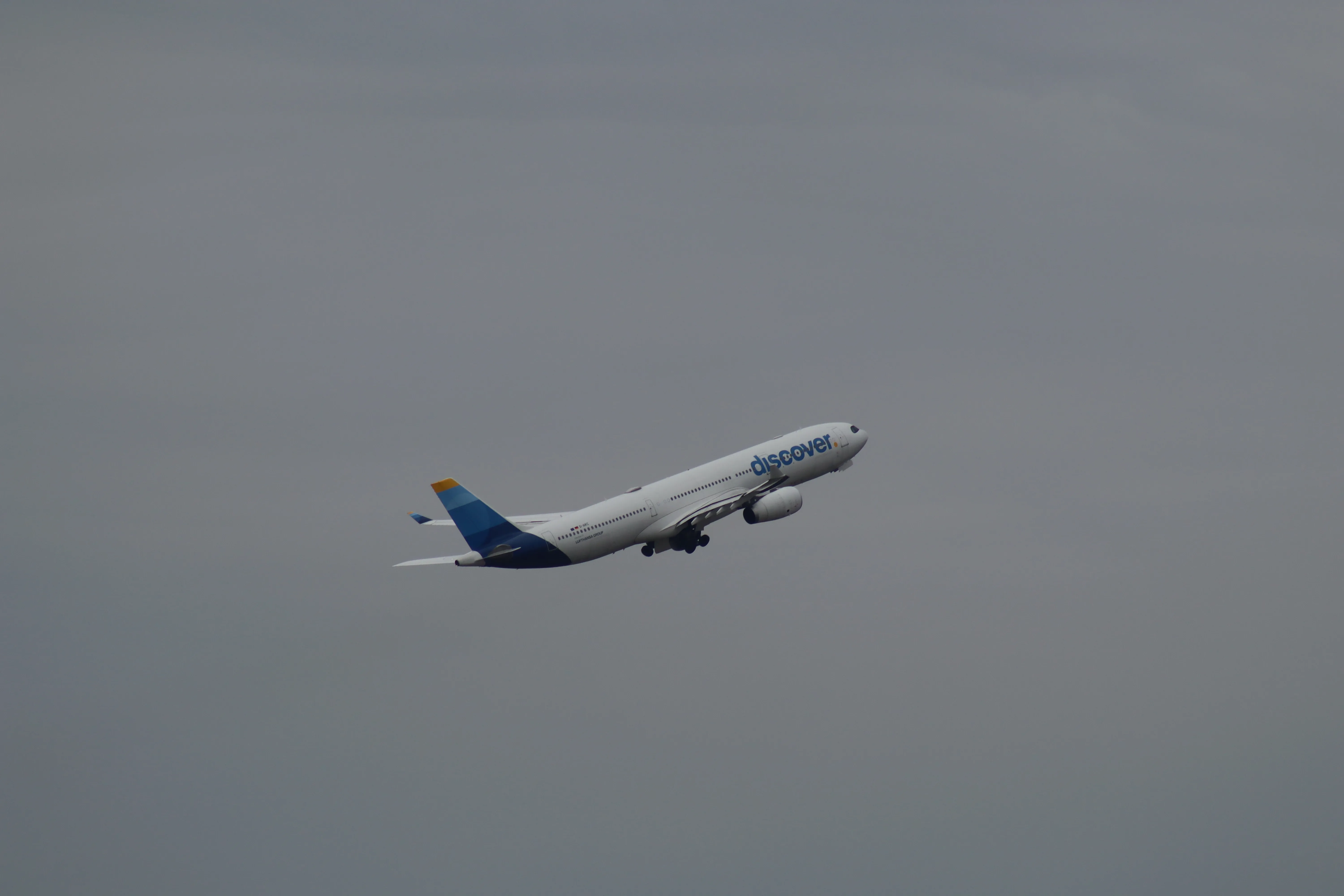 Discover Airlines Airbus A330