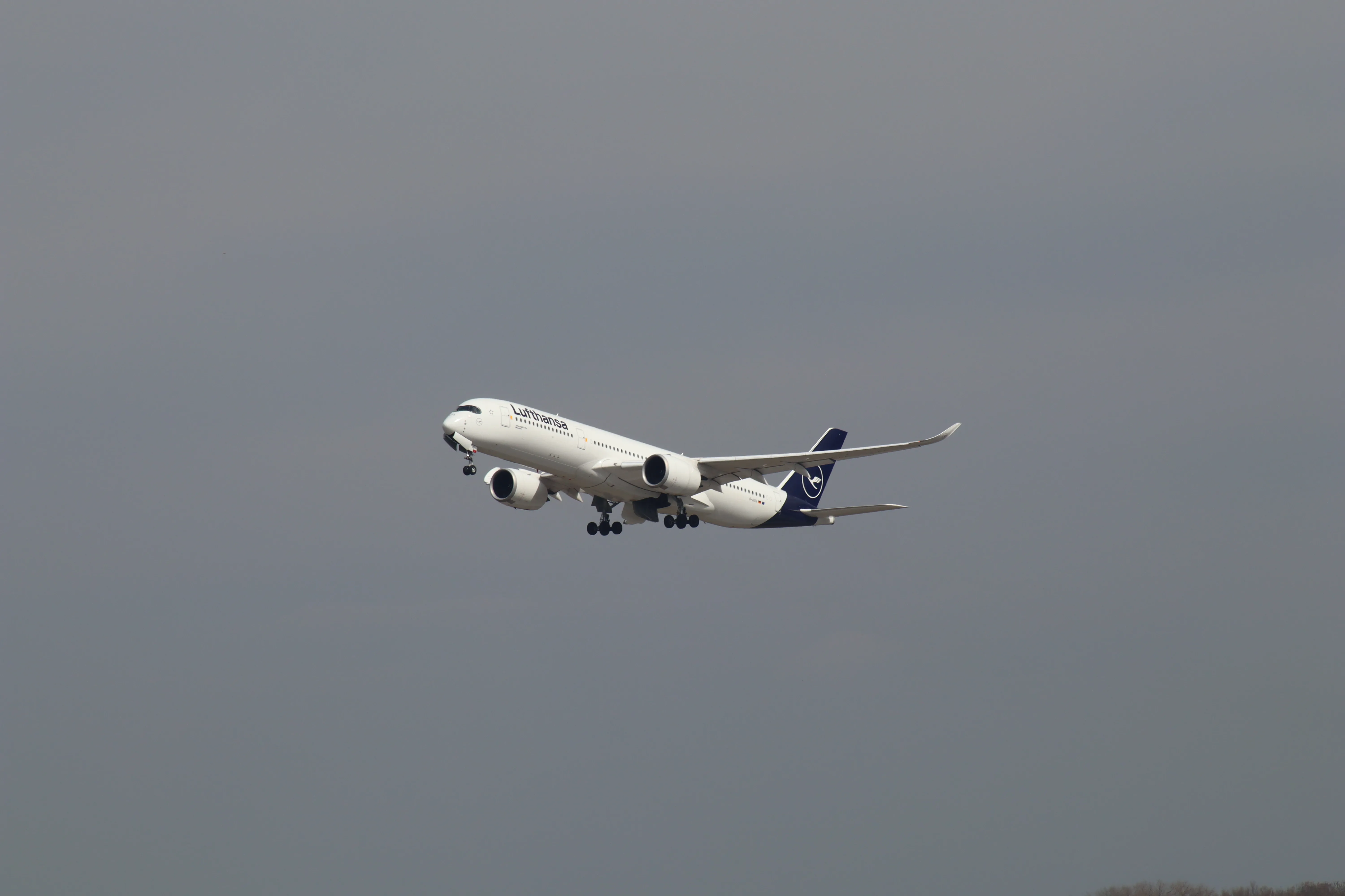 Lufthansa Airbus A350